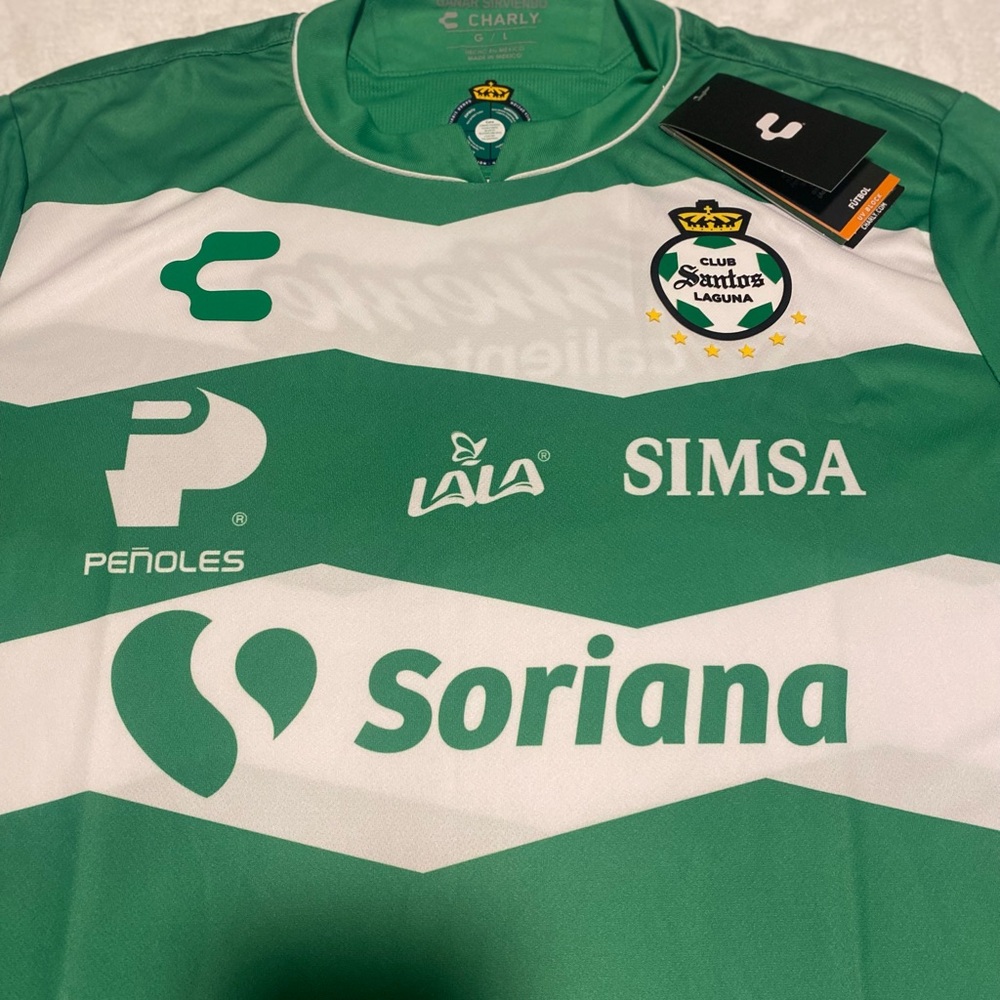 Santos Laguna Green and White Jersey - Picture 2 of 8